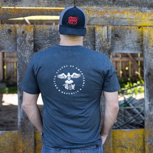 Man wearing charcoal Don't Californicate US T-shirt from United States of American's Republic USOAR