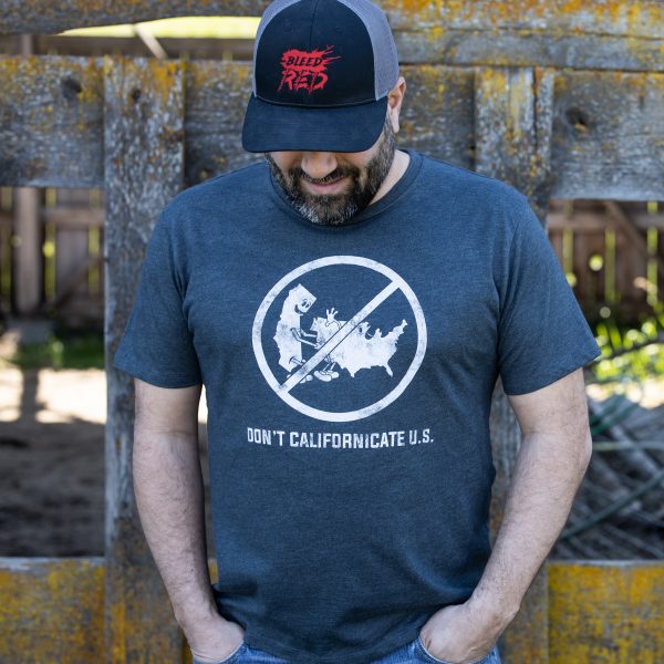 Man wearing charcoal Don't Californicate US T-shirt from United States of American's Republic USOAR